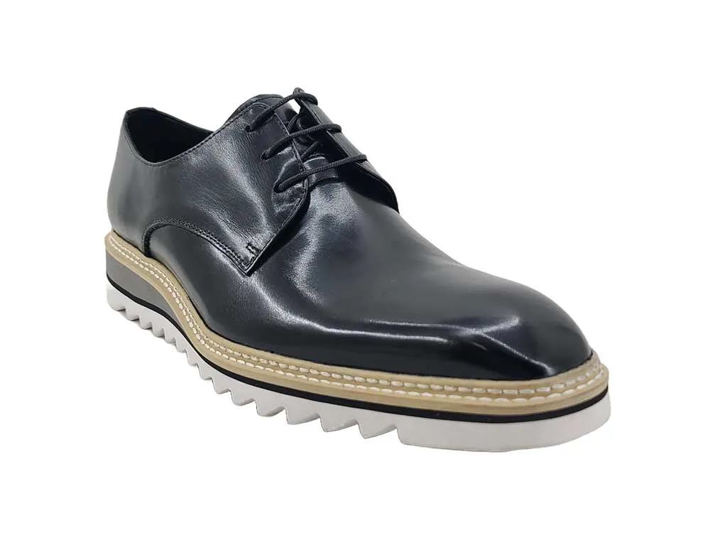 Plain Toe Blucher Oxford With Lightweight Sole